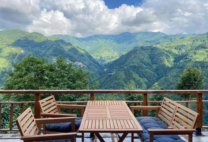 Hotelli Pathika Bungalov