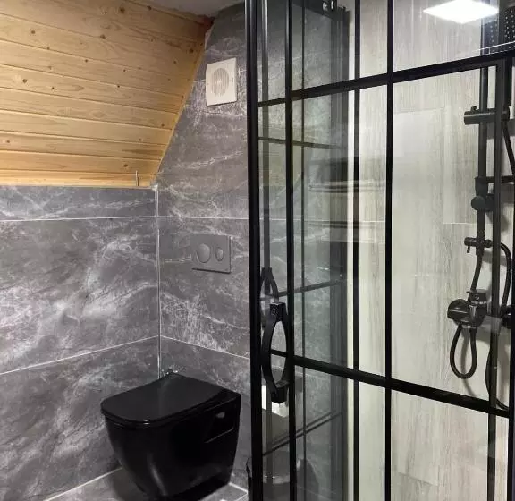 Hotelli Pathika Bungalov