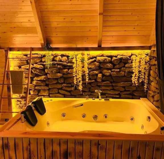 Hotelli Pathika Bungalov