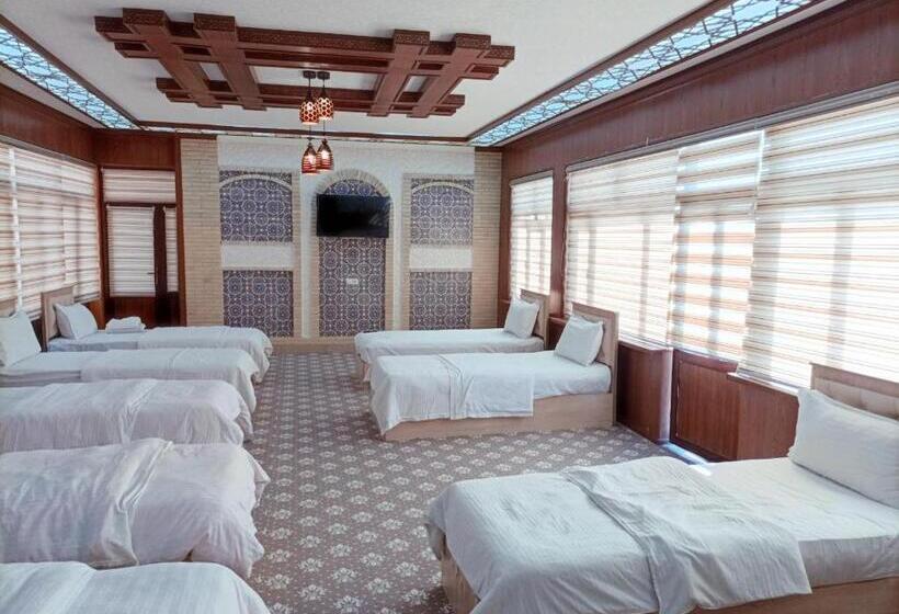 ホテル Retro Amir