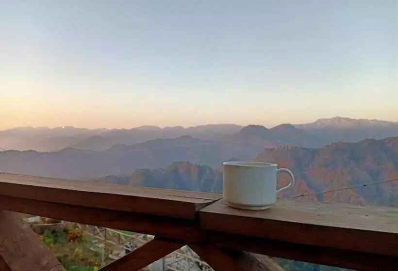 Hotelli Shiva Valley Resort