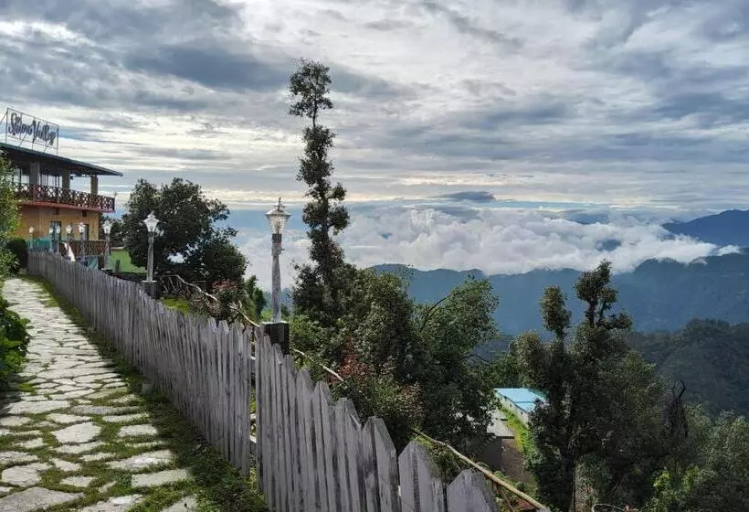 Hotelli Shiva Valley Resort