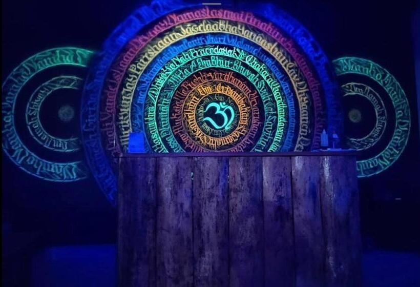 בית מלון כפרי Shiva Valley Resort