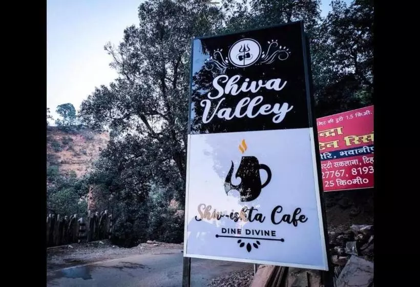 Hotelli Shiva Valley Resort