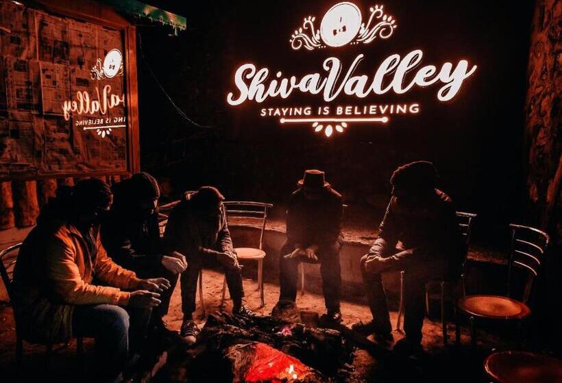 בית מלון כפרי Shiva Valley Resort