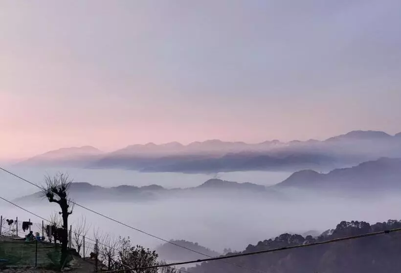 Hotelli Shiva Valley Resort
