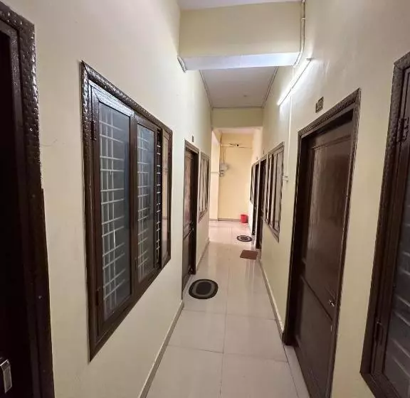 ホテル Swagat Guest House