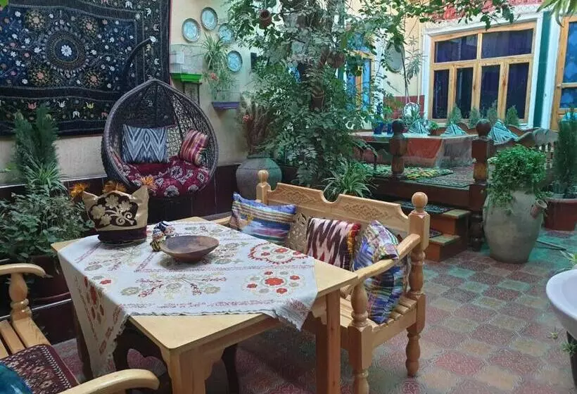 ペンション As Mir Family Guest House