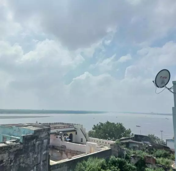 پانسیون Gopal Residency