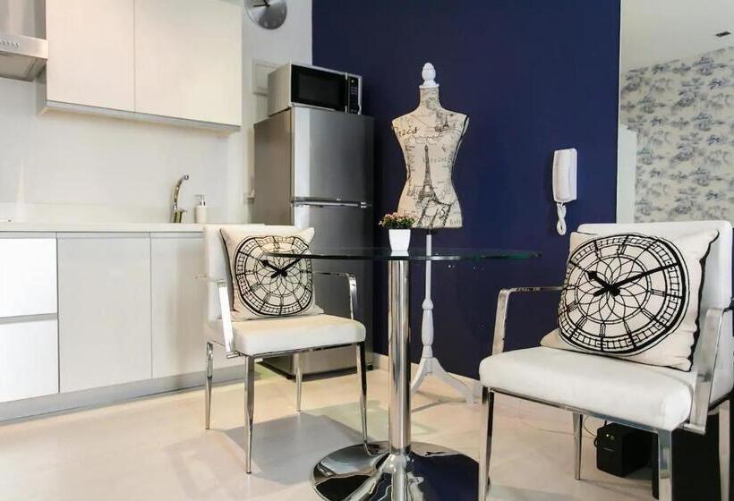 Bayhomes Gramercy Seviced Residences