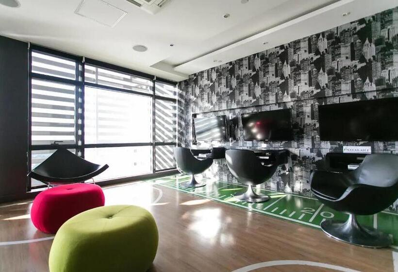 Bayhomes Gramercy Seviced Residences