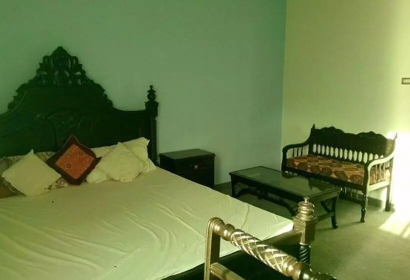 Al Ghazi Hotel And Restaurant