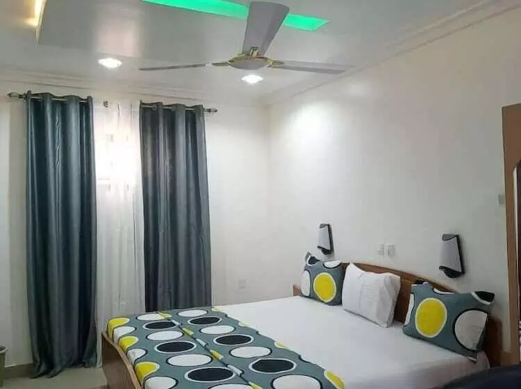 Aamiaismajoitus (B&B) Joh Ann Western Guest