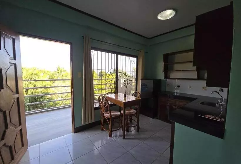 ベッドアンドブレックファースト Nober Pension House City Center