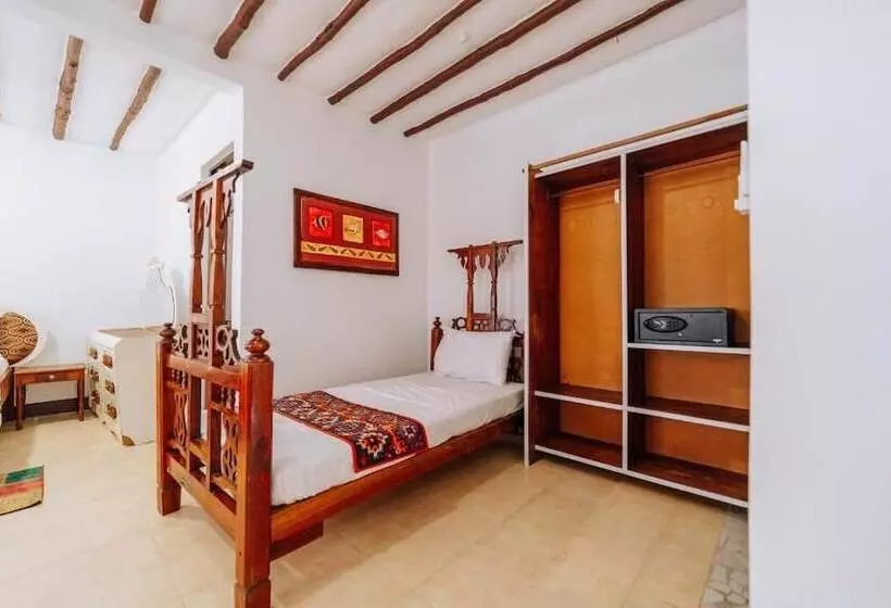 Cterra Zanzibar Beach Resort