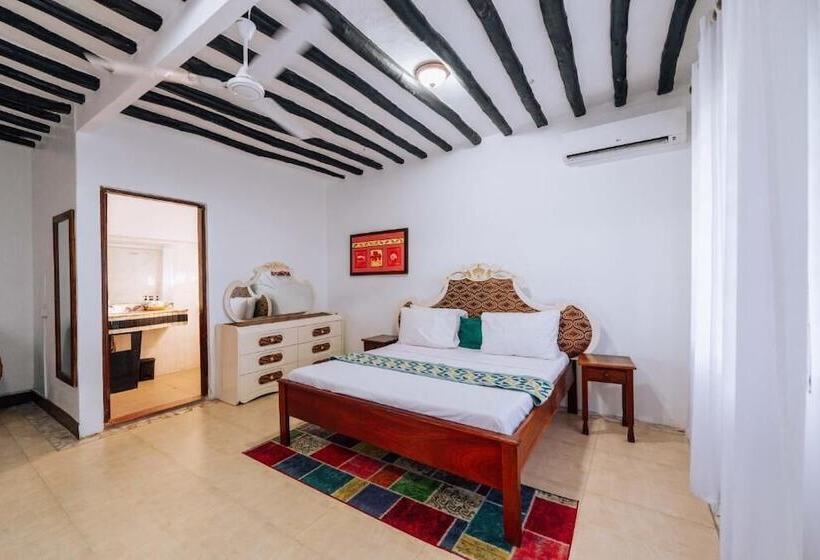 Cterra Zanzibar Beach Resort