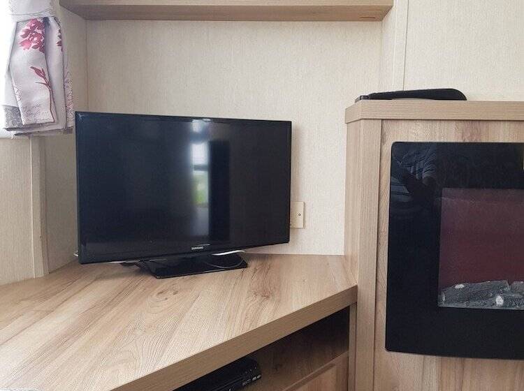 2br Pool Garden Parking Wifi Sleeps6