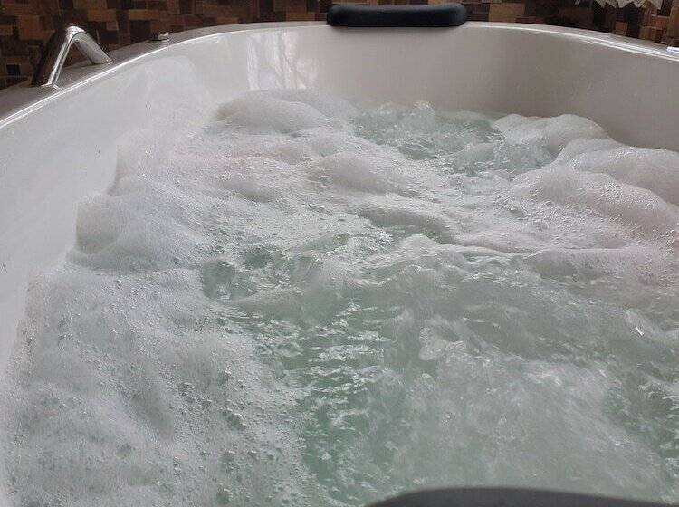 Gæstgiveri Pousada Grom S Village