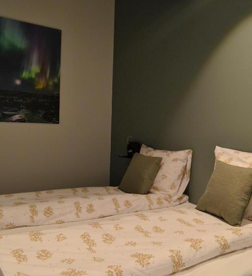 Отель Andenes Suite