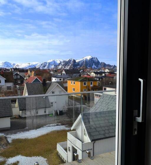 Отель Andenes Suite