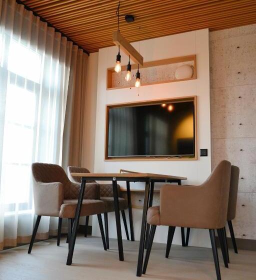 Отель Andenes Suite