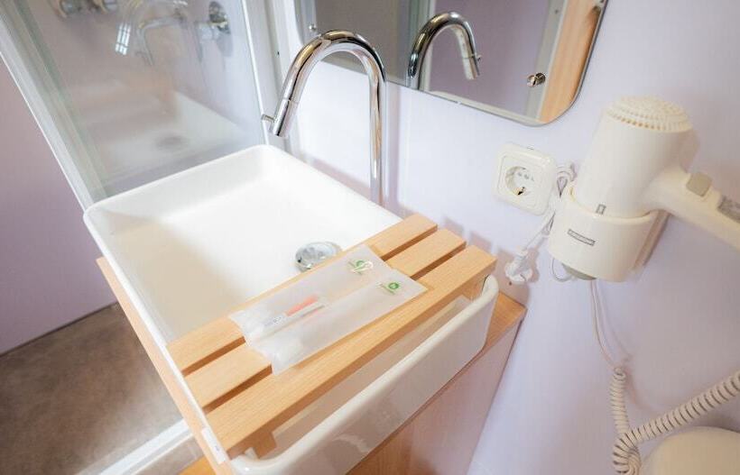 Szálloda Bobocabin Pangalengan