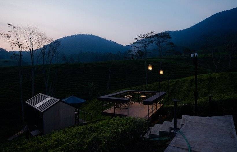 Hotel Bobocabin Pangalengan