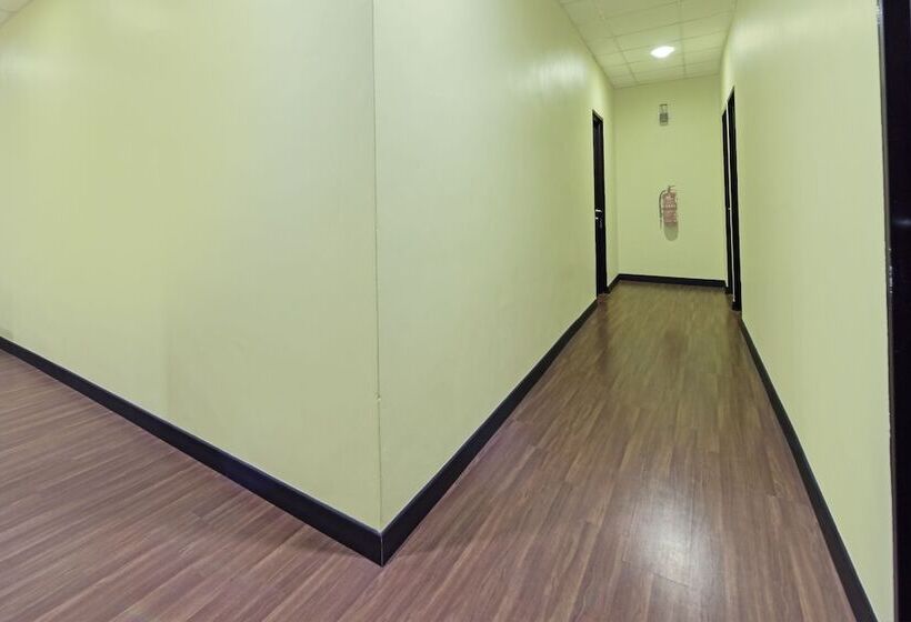 호텔 Capital O 90761 D Jiwa