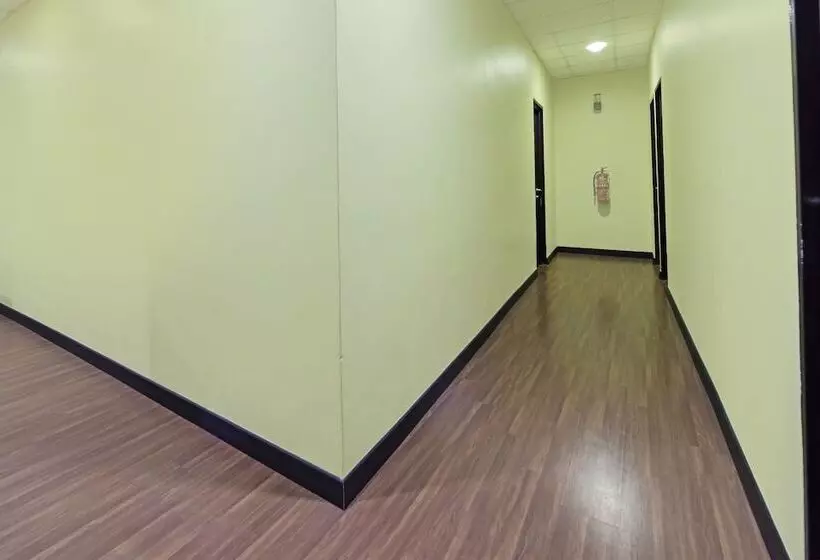 ホテル Capital O 90761 D Jiwa