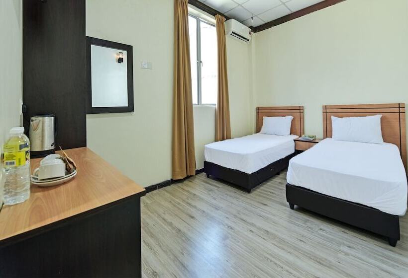 호텔 Capital O 90761 D Jiwa