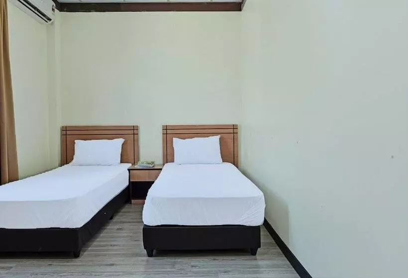 ホテル Capital O 90761 D Jiwa