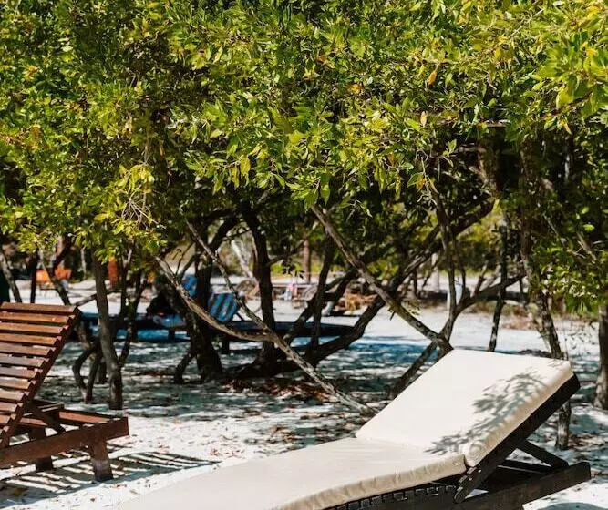 هتل Casa Poeta Punta Cocos
