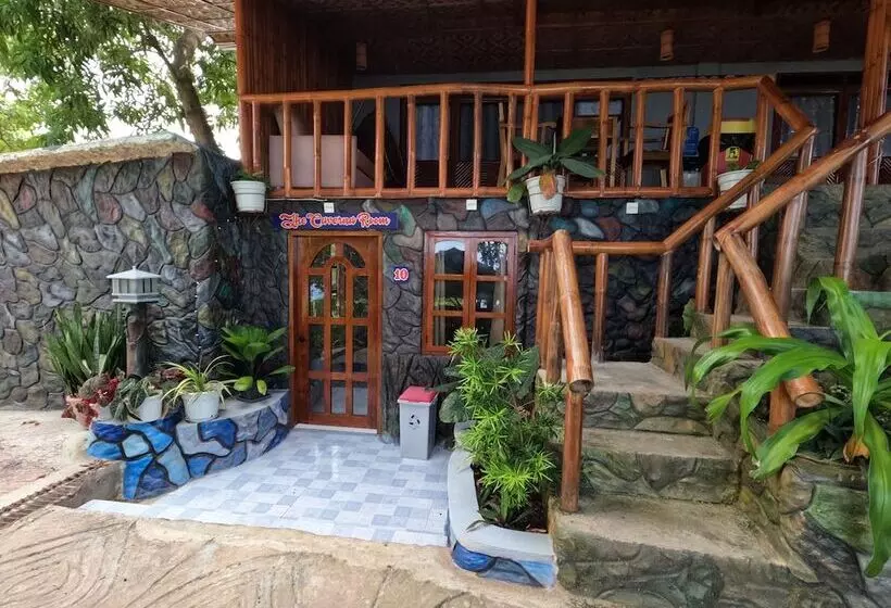 Hotelli Gratum Beach Resort