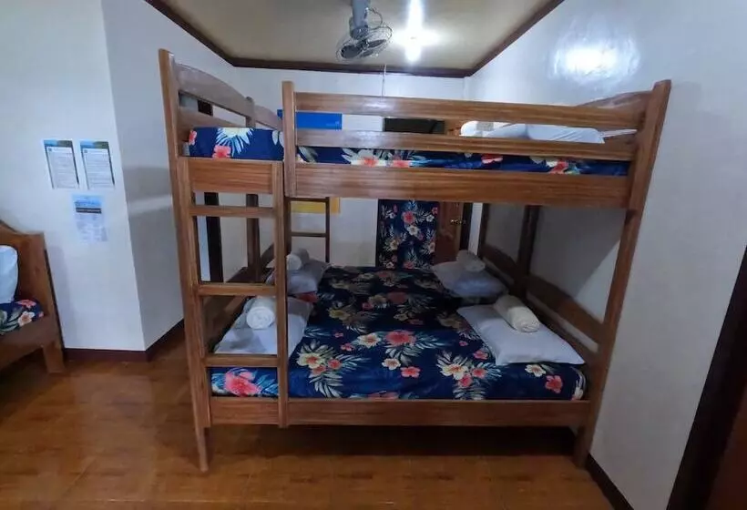 Hotelli Gratum Beach Resort