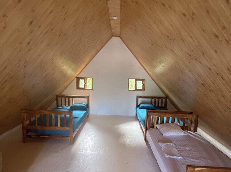 فندق Hostal La Perla