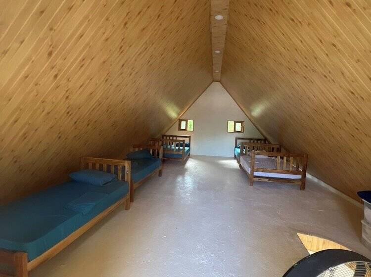 فندق Hostal La Perla