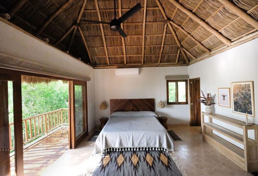 ホテル La Joya Sayulita