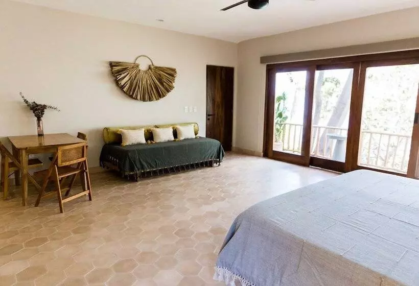 هتل La Joya Sayulita