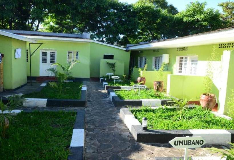 هتل Muhabura Mountain Lodge