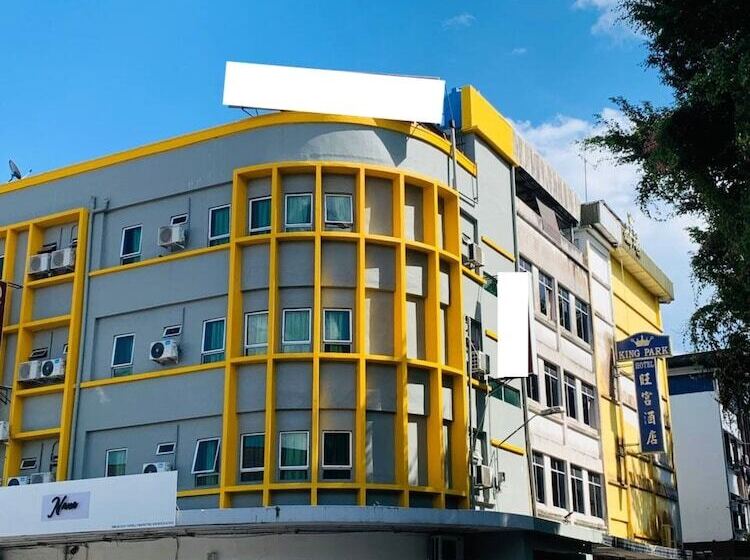 فندق Two Two Inn By Oyo