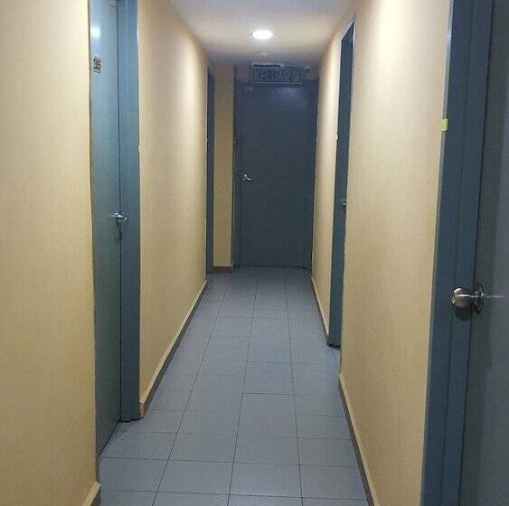 فندق Two Two Inn By Oyo