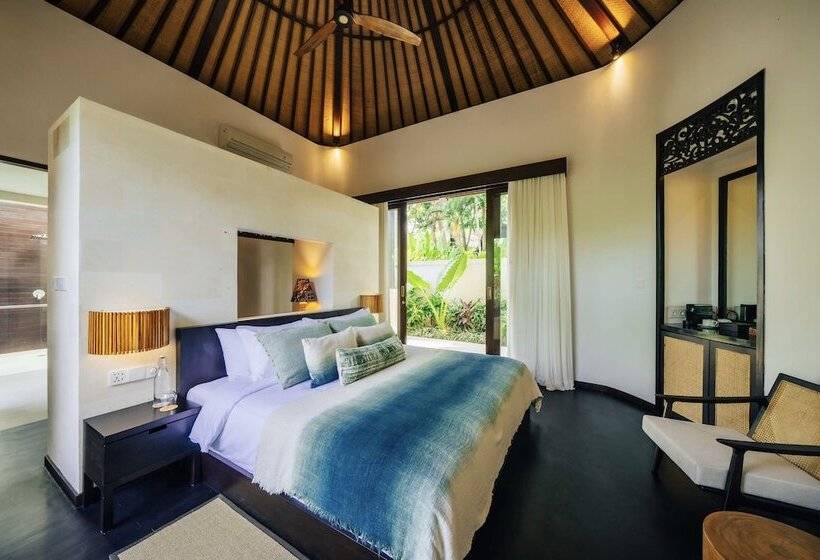 Отель Uma Kalai