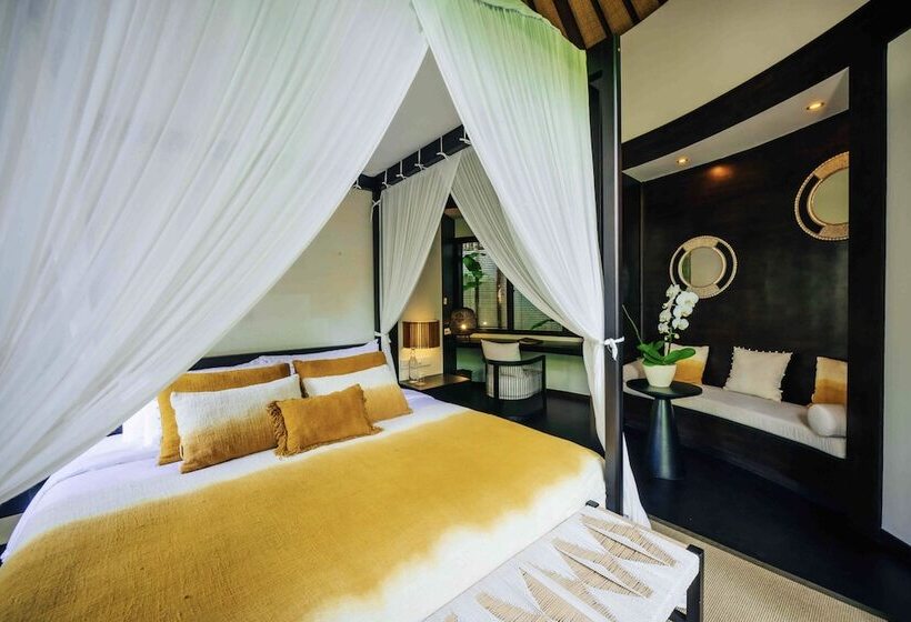 Отель Uma Kalai