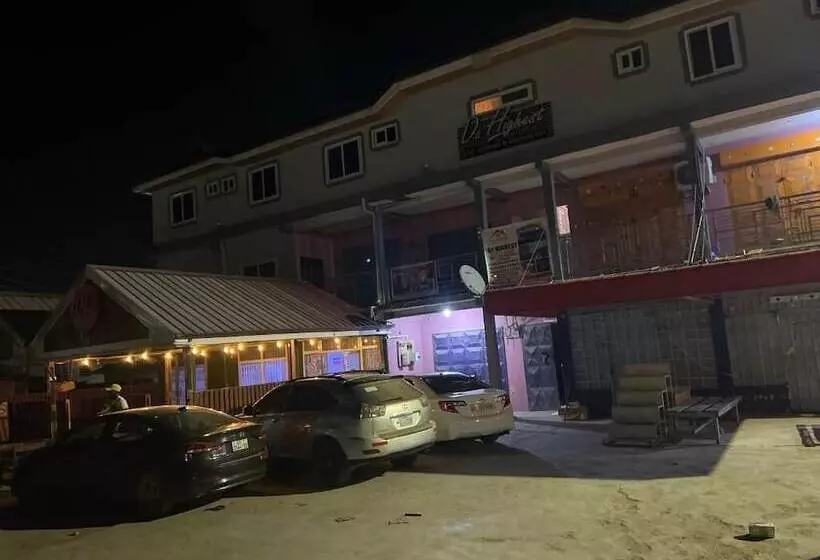 ペンション Da Highest Lounge Bar & Restaurant