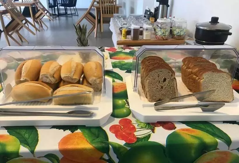 ペンション Foca Guest House