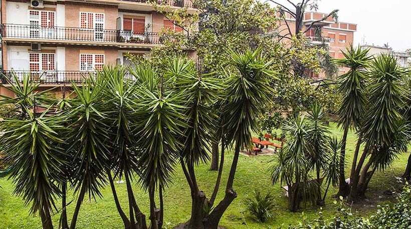 بنسيون Kamchu Apartments Room With Bathroom Ensuite Anagnina Tor Vergata