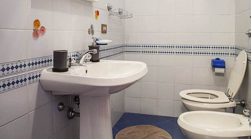 بنسيون Kamchu Apartments Room With Bathroom Ensuite Anagnina Tor Vergata
