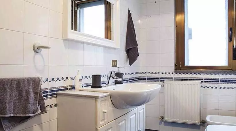 Majatalo Kamchu Apartments Room With Bathroom Ensuite Anagnina Tor Vergata