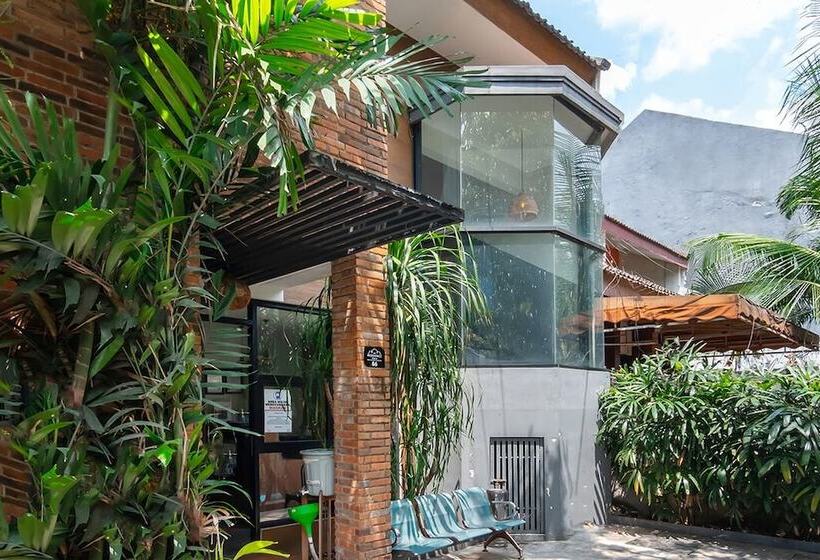 Pansiyon Mono Coliving Pakis, Surabaya