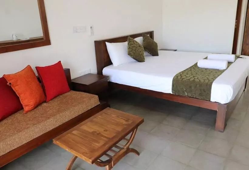 Lomakeskus Kay Jay Wild Wilpattu